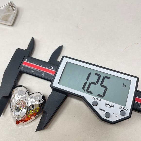 Faceted Heart Brooch Set of 2 Silver-Tone Love Valentine Shiny Bright Coquette - Picture 6 of 8